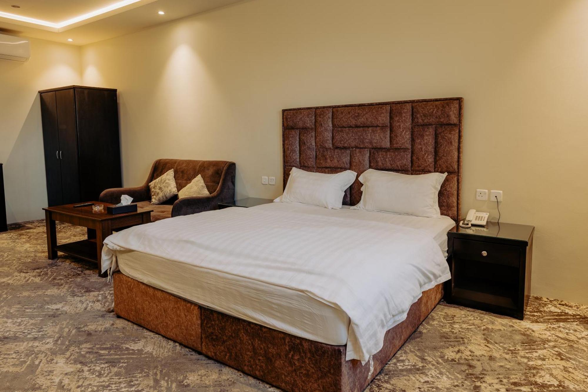 Radiha Hotel Suites Al Hawiyah Esterno foto