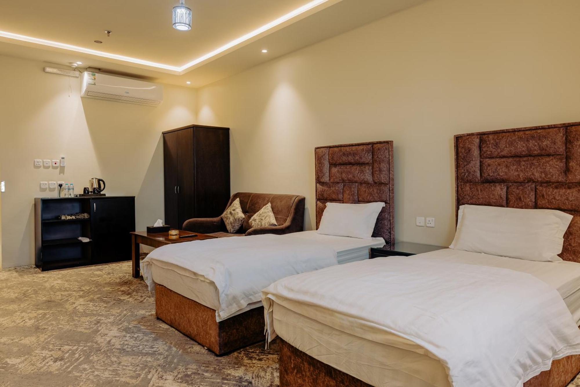 Radiha Hotel Suites Al Hawiyah Esterno foto